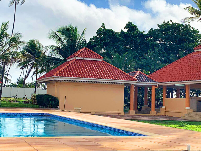 Pool Beach house Trinidad
